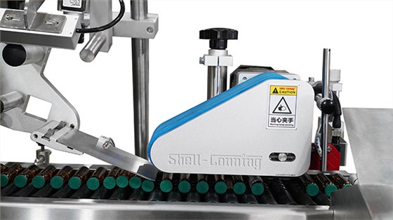 双标高速星轮圆瓶贴标机