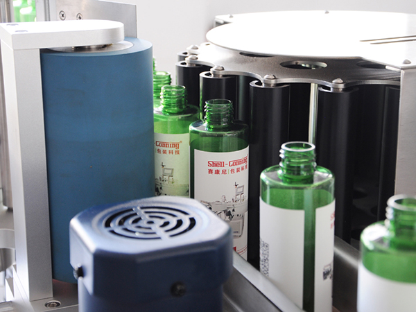 S322防爆双星轮圆瓶智能贴标机