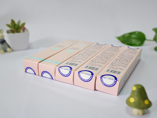 S828纸盒对角封口智能贴标机适用样品1