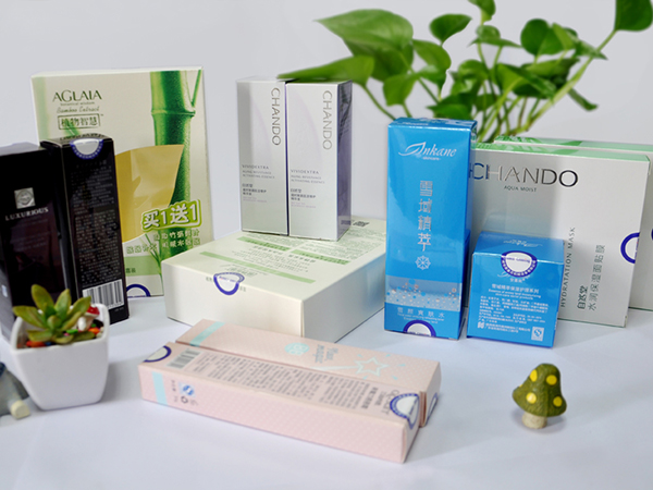 S828纸盒对角封口智能贴标机适用样品5